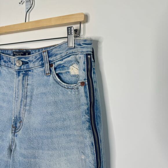 ABERCROMBIE | Annie High Rise Girlfriend Jeans Side Zippers | 14 - Picture 5 of 8